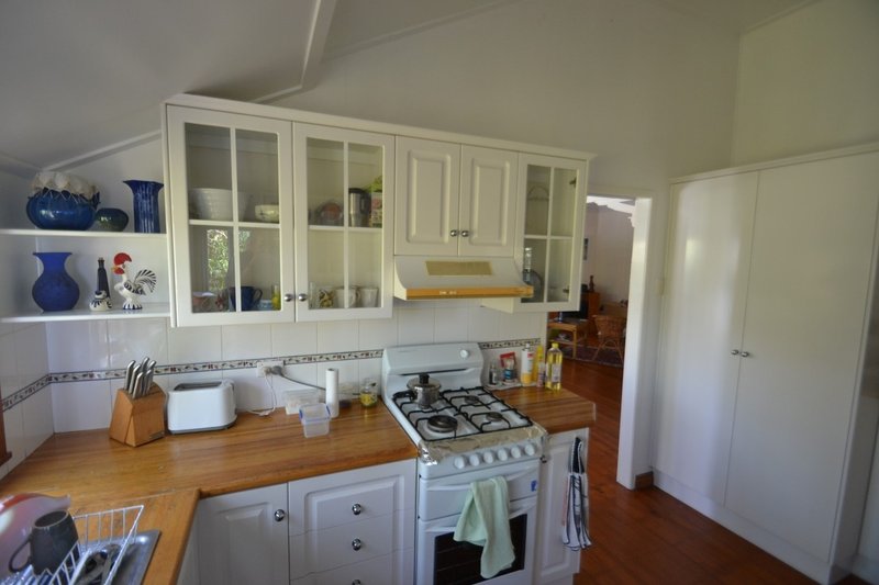 Photo - 19 Poole St , Bowen QLD 4805 - Image 13