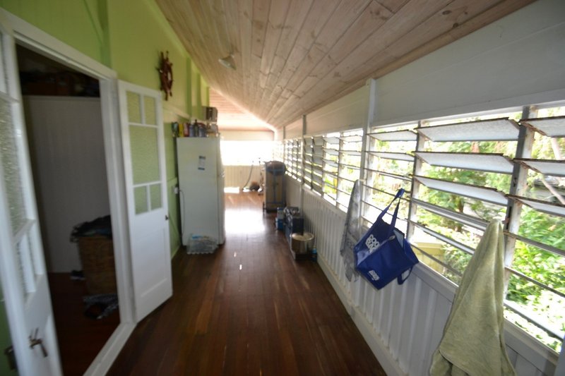 Photo - 19 Poole St , Bowen QLD 4805 - Image 16