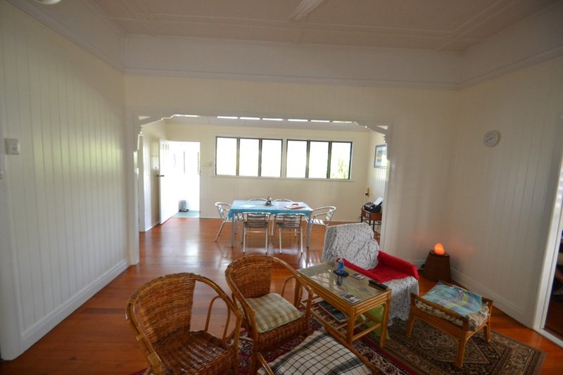 Photo - 19 Poole St , Bowen QLD 4805 - Image 18