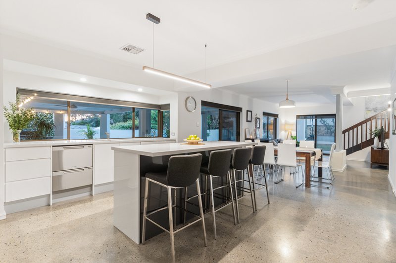 Photo - 19 Porteous Road, Sorrento WA 6020 - Image 1