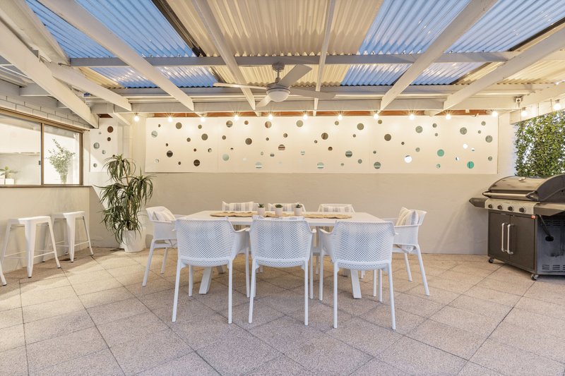 Photo - 19 Porteous Road, Sorrento WA 6020 - Image 16