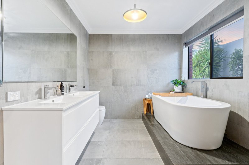 Photo - 19 Porteous Road, Sorrento WA 6020 - Image 23