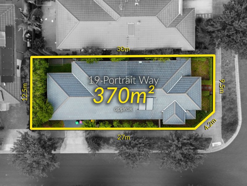 Photo - 19 Portrait Way, Coburg North VIC 3058 - Image 2