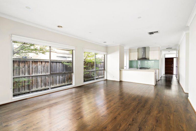 Photo - 19 Portrait Way, Coburg North VIC 3058 - Image 3