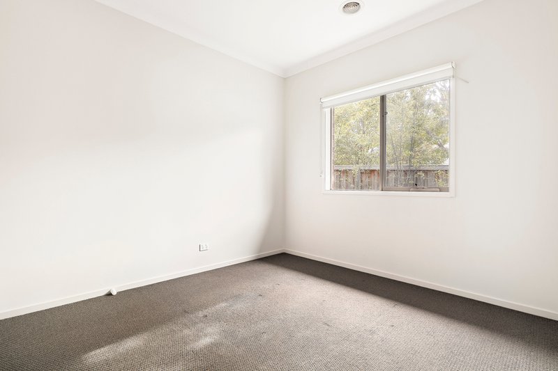 Photo - 19 Portrait Way, Coburg North VIC 3058 - Image 10