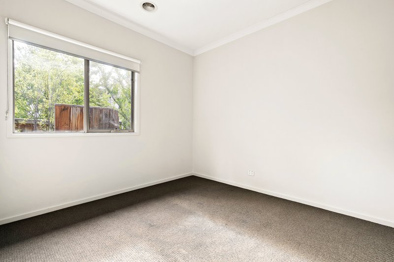 Photo - 19 Portrait Way, Coburg North VIC 3058 - Image 12