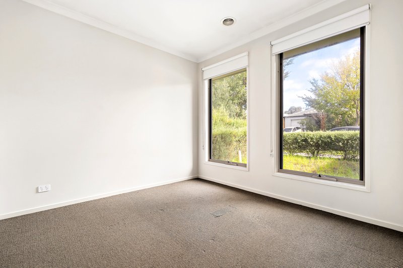 Photo - 19 Portrait Way, Coburg North VIC 3058 - Image 14