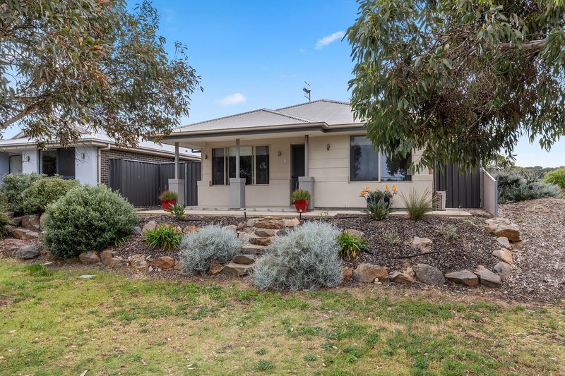 Photo - 19 Princess Royal Parade, Hindmarsh Island SA 5214 - Image 2