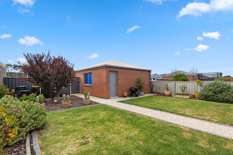 Photo - 19 Princess Royal Parade, Hindmarsh Island SA 5214 - Image 4