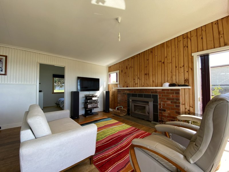 Photo - 19 Pringle Street, Scamander TAS 7215 - Image 5