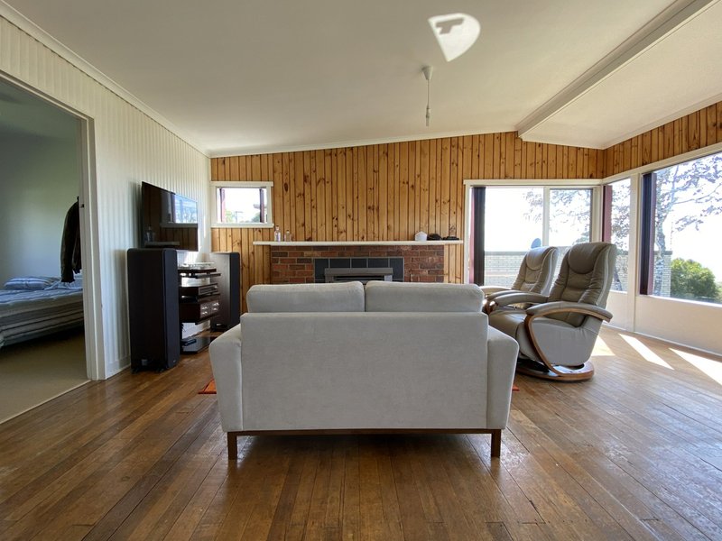 Photo - 19 Pringle Street, Scamander TAS 7215 - Image 7