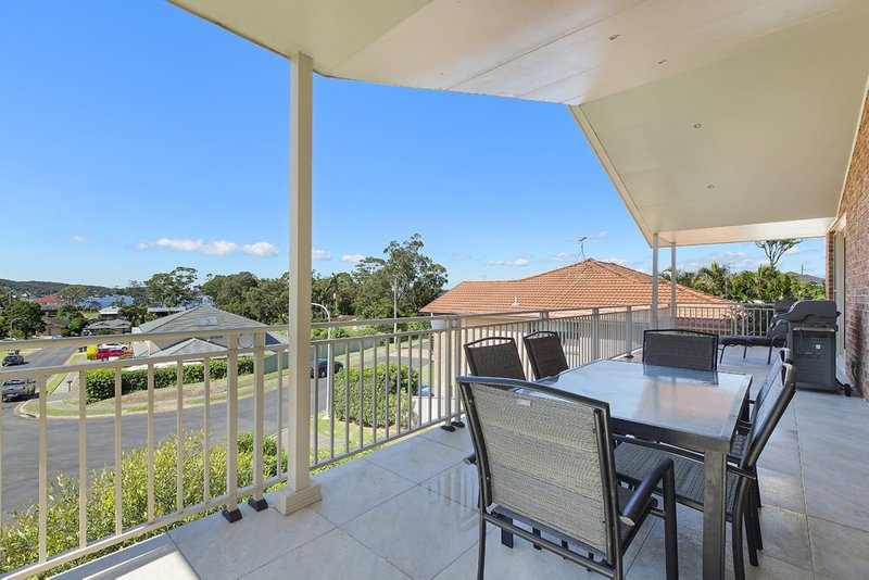 Photo - 19 Puntee Street, Kilaben Bay NSW 2283 - Image 4