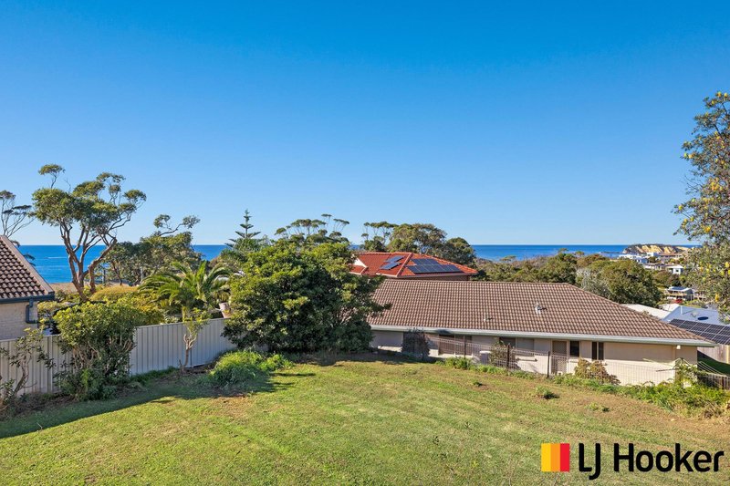 Photo - 19 Pyang Avenue, Malua Bay NSW 2536 - Image 2