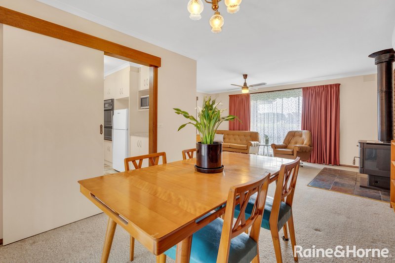 Photo - 19 Racecourse Road, Riddells Creek VIC 3431 - Image 5