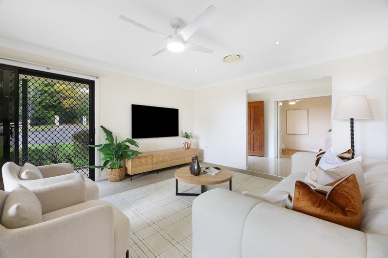 Photo - 19 Raffles Court, Mudgeeraba QLD 4213 - Image 6