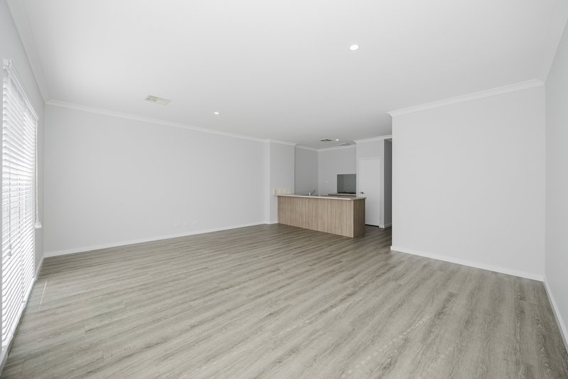 Photo - 19 Randstone Parade, Butler WA 6036 - Image 3