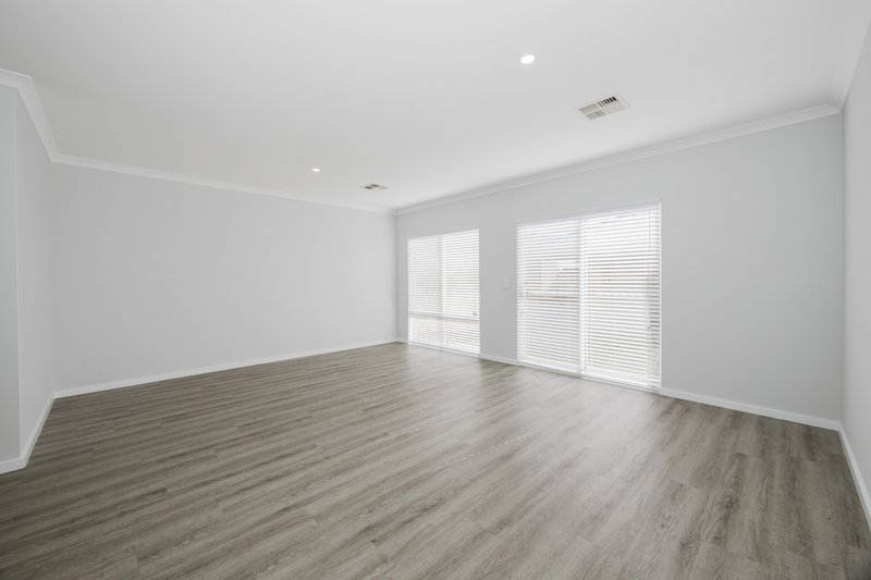 Photo - 19 Randstone Parade, Butler WA 6036 - Image 4