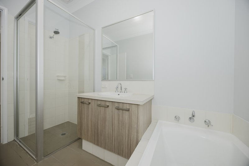 Photo - 19 Randstone Parade, Butler WA 6036 - Image 16