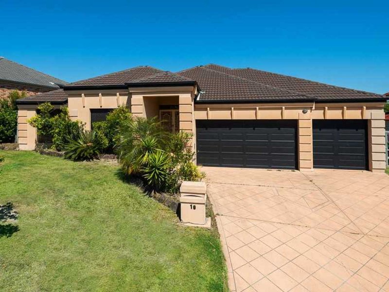 19 Ranier Crescent, Varsity Lakes QLD 4227