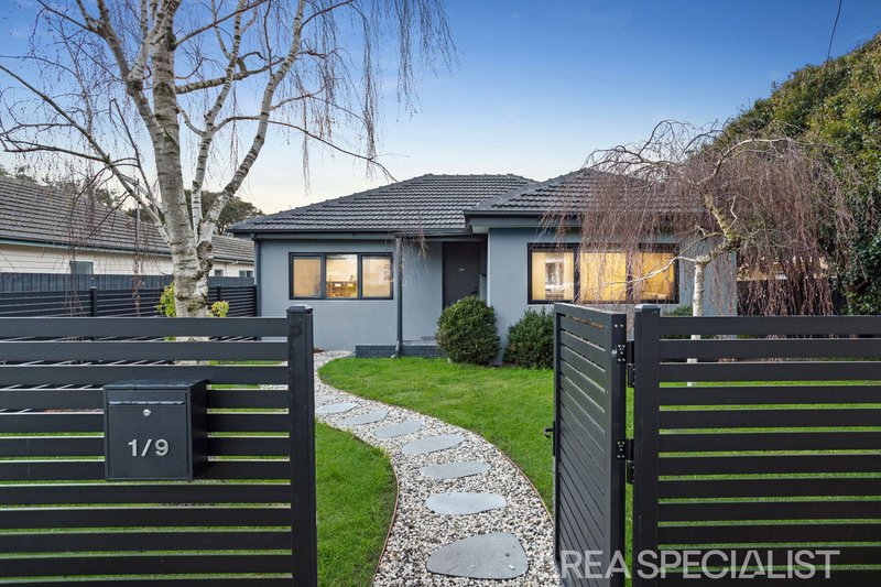 Photo - 1/9 Raymond Avenue, Frankston VIC 3199 - Image 1