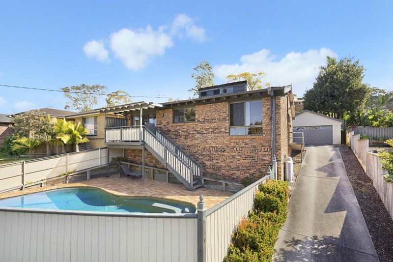 Photo - 19 Raymond Terrace, Terrigal NSW 2260 - Image 2