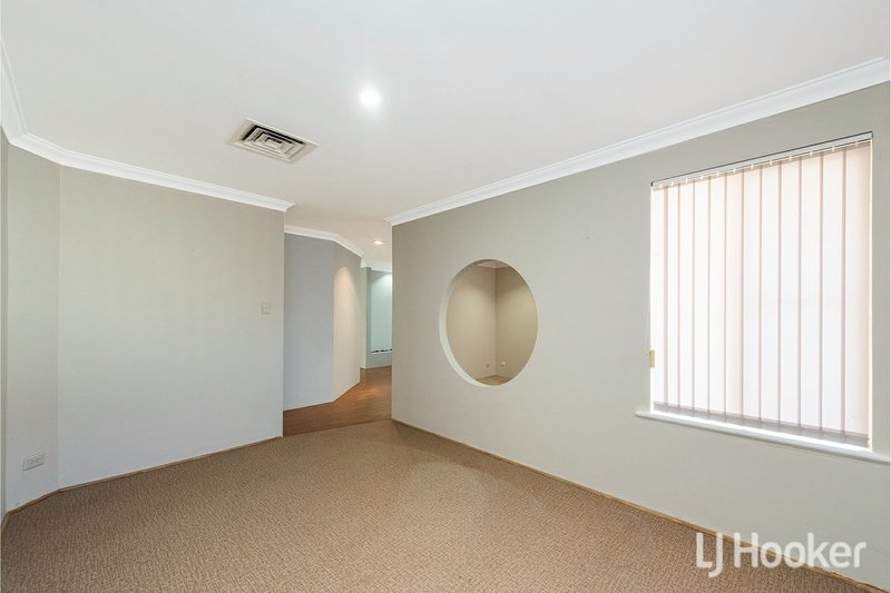 Photo - 19 Regency Drive, Thornlie WA 6108 - Image 8