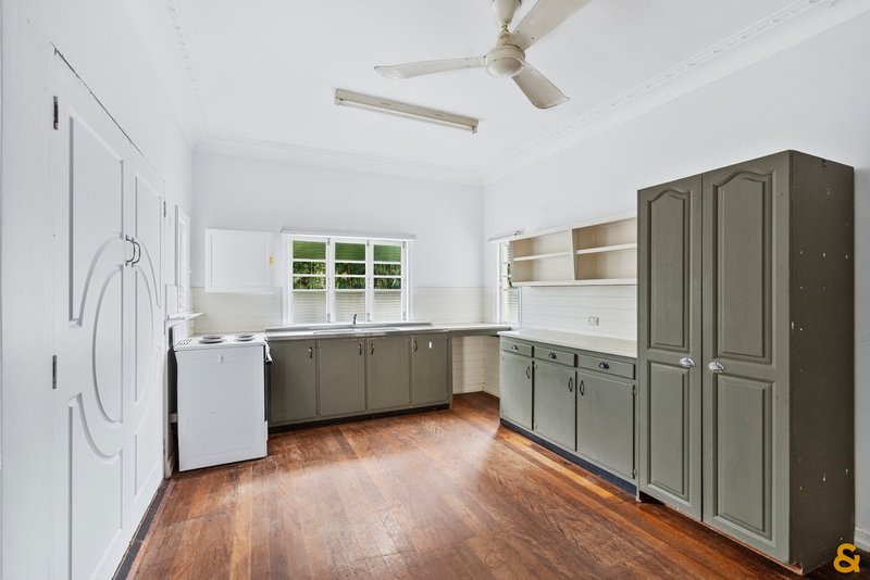 Photo - 19 Regent Street, Wynnum West QLD 4178 - Image 10