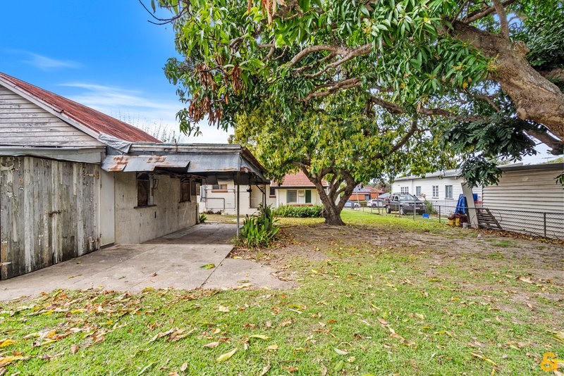 Photo - 19 Regent Street, Wynnum West QLD 4178 - Image 19