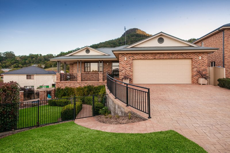 19 Ridgecrest , Cordeaux Heights NSW 2526