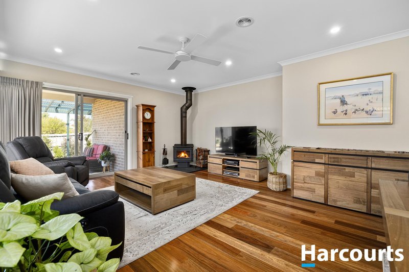 Photo - 19 Riflebutts Road, Korumburra VIC 3950 - Image 4