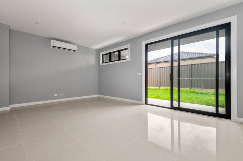 Photo - 19 Rihanna Street, Greenvale VIC 3059 - Image 6