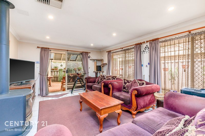 Photo - 19 River Bank Dr , Gosnells WA 6110 - Image 5