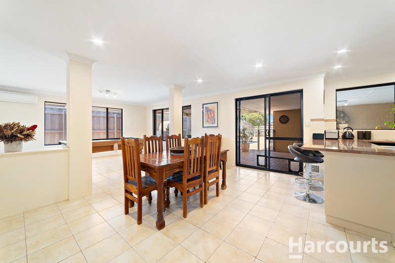 Photo - 19 Riverina Avenue, Coodanup WA 6210 - Image 5