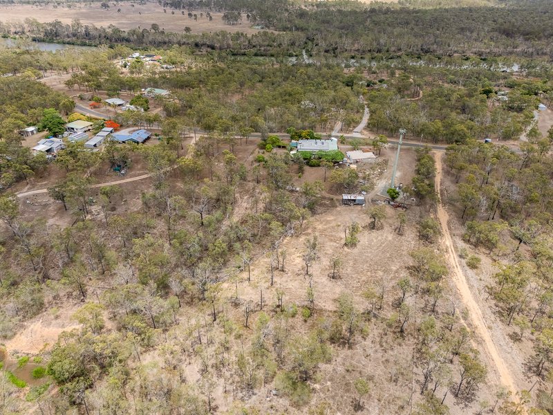 Photo - 19 Riverview Drive, River Ranch QLD 4680 - Image 22