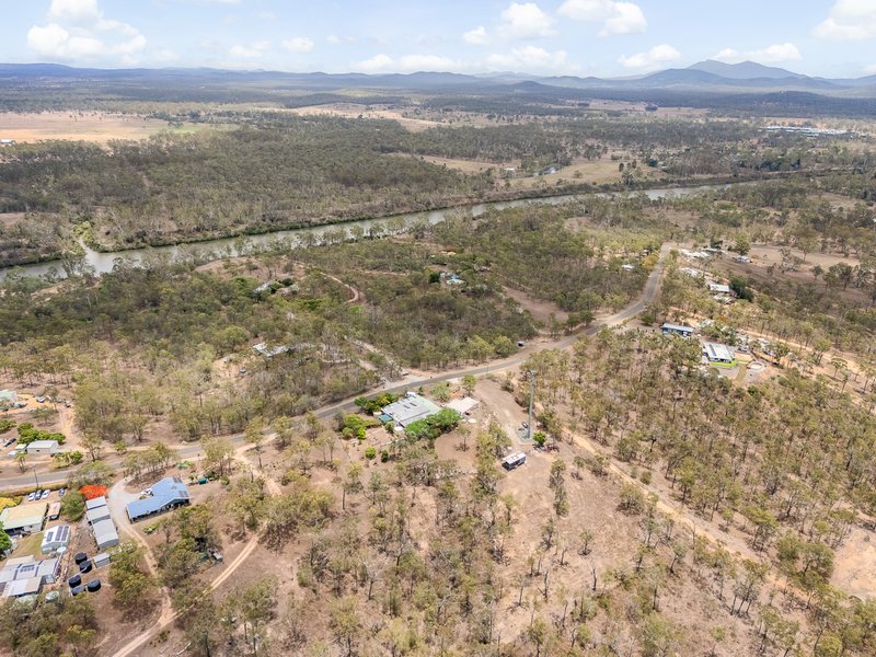 Photo - 19 Riverview Drive, River Ranch QLD 4680 - Image 27