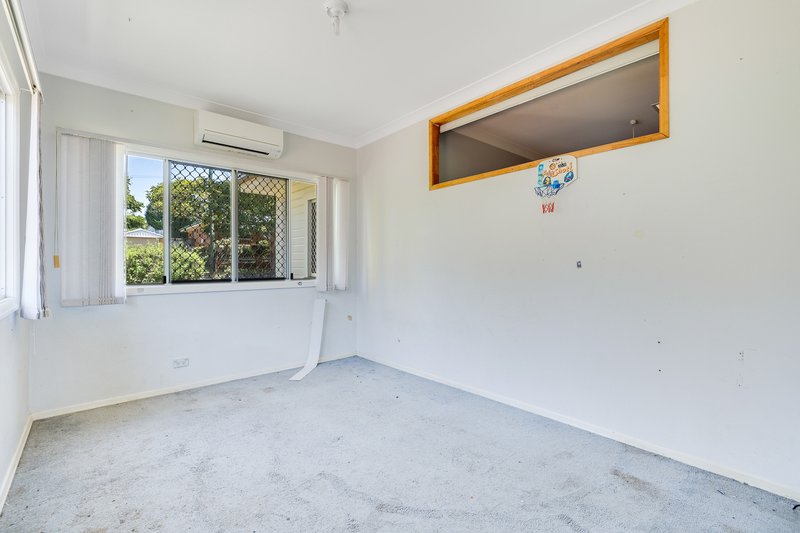 Photo - 19 Rivett Street, South Toowoomba QLD 4350 - Image 8