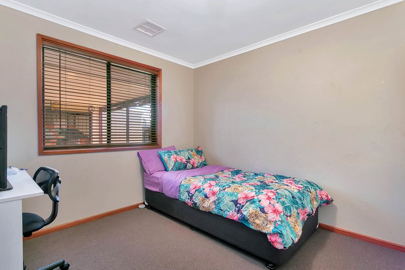 Photo - 19 Rosebank Crescent, Hillbank SA 5112 - Image 15