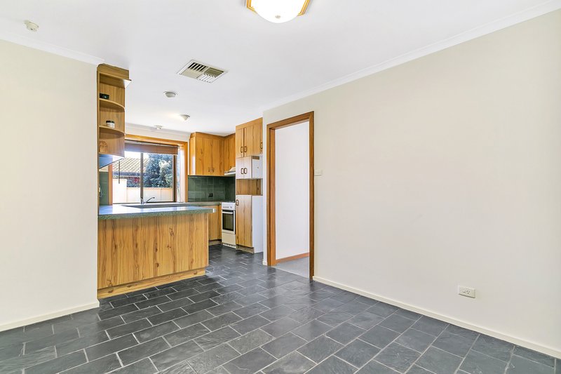 Photo - 19 Rosemary Tce , Morphett Vale SA 5162 - Image 5