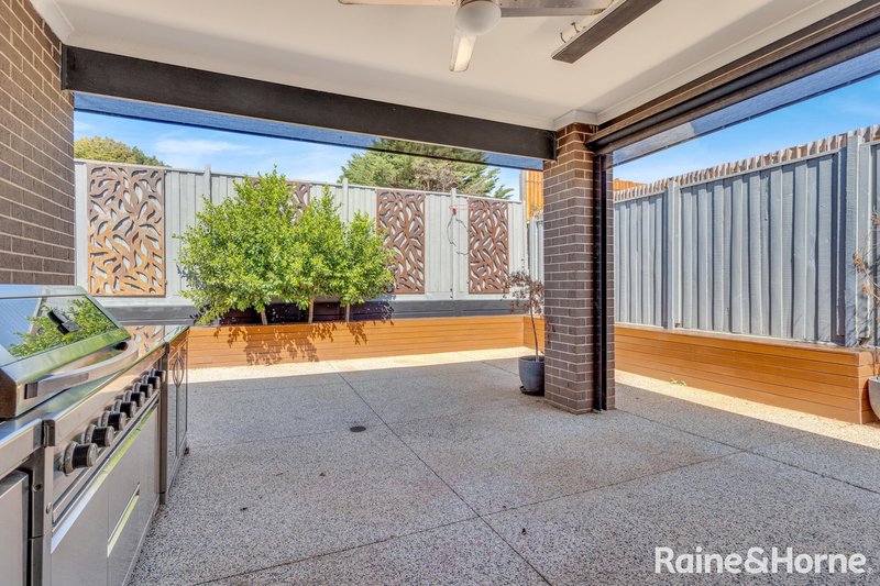 Photo - 19 Rosenthal Boulevard, Sunbury VIC 3429 - Image 25