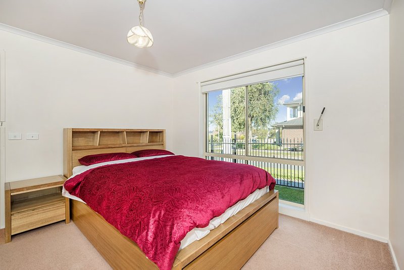 Photo - 19 Ross Street, Dandenong VIC 3175 - Image 4