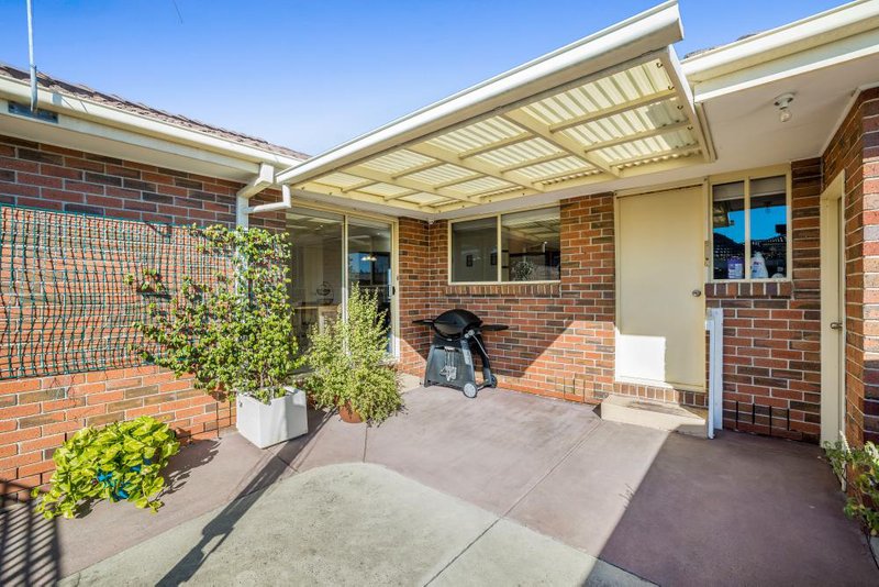 Photo - 19 Ross Street, Dandenong VIC 3175 - Image 6