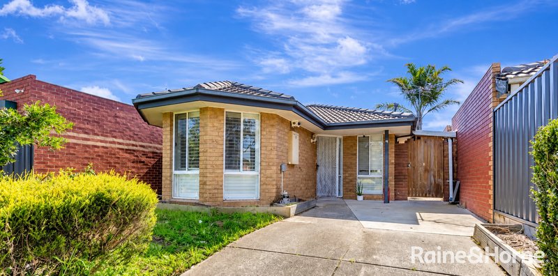 Photo - 19 Rostron Way, Roxburgh Park VIC 3064 - Image 1