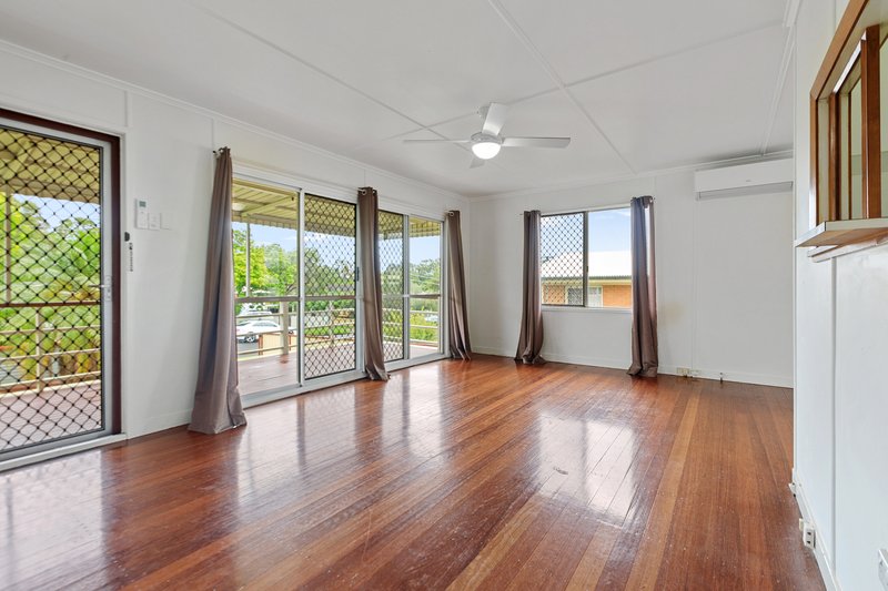 Photo - 19 Rothesay Street, Acacia Ridge QLD 4110 - Image 4