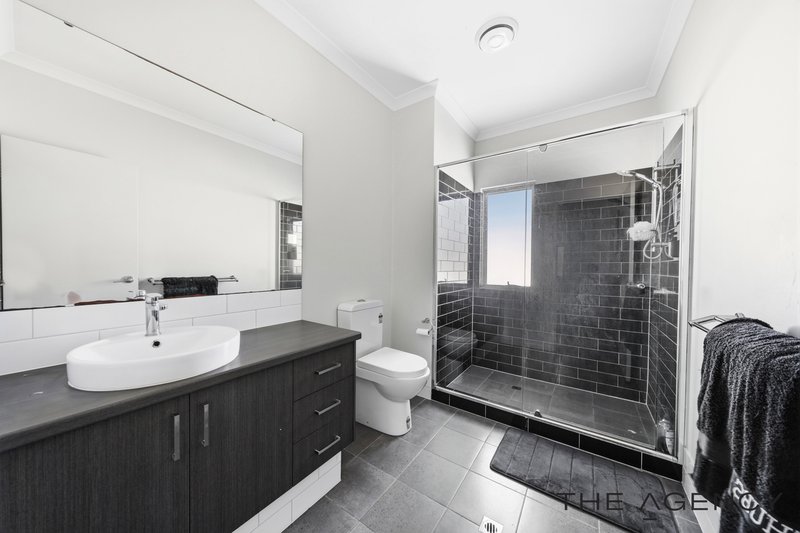 Photo - 19 Rouen Street, Madeley WA 6065 - Image 10