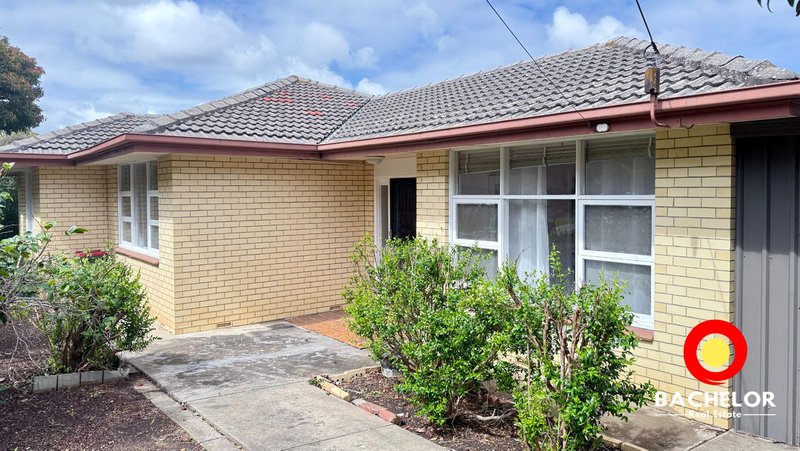 Photo - 19 Roundaway Crescent, O'Halloran Hill SA 5158 - Image 1