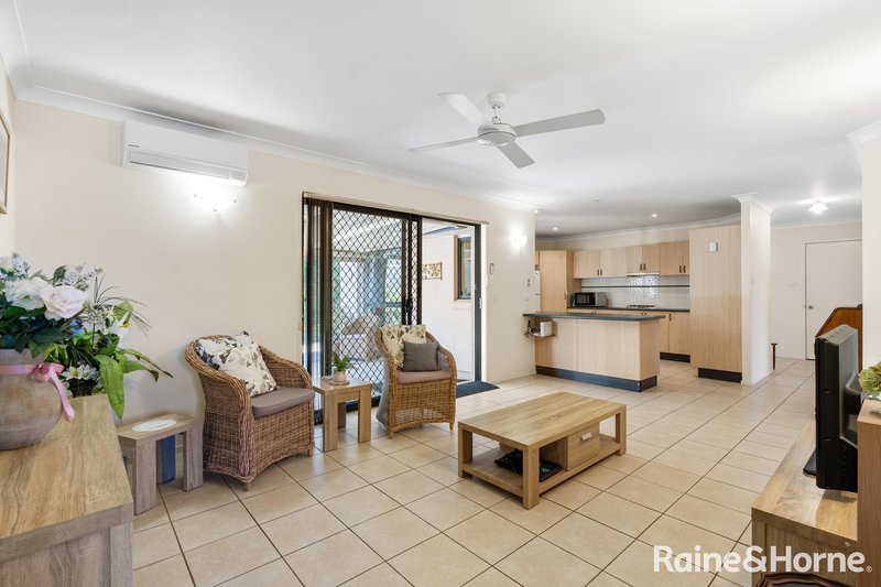 Photo - 19 Royal Mantle Drive, Ulladulla NSW 2539 - Image 4