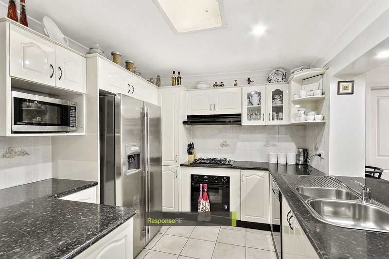 Photo - 19 Russell Street, Baulkham Hills NSW 2153 - Image 4