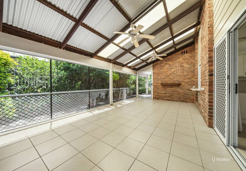 Photo - 19 Russell Street, Esk QLD 4312 - Image 5