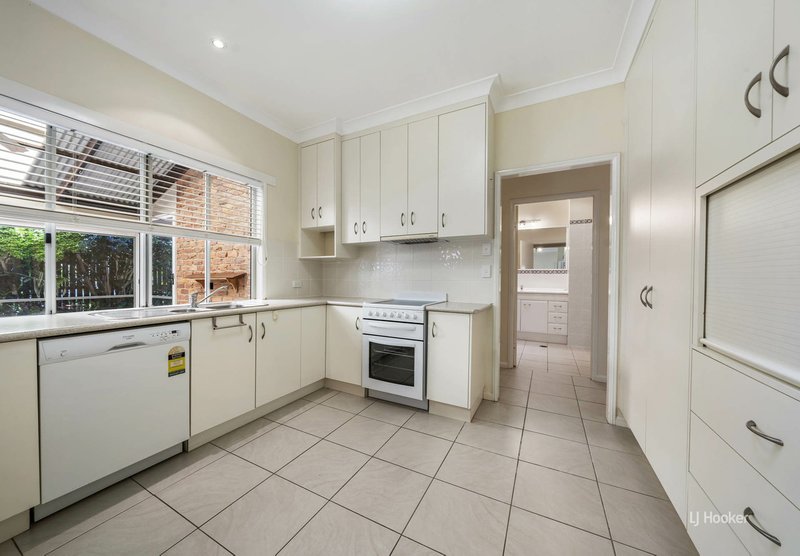 Photo - 19 Russell Street, Esk QLD 4312 - Image 8