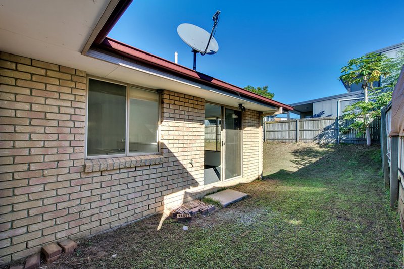 Photo - 19 Ryecroft Place, Richlands QLD 4077 - Image 13